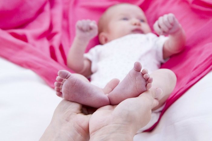 neonato- quanti-pannolini-si-cambiano-al-giorno_800x533